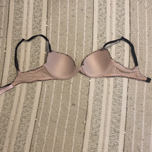Victoria's Secret Demi Bra in Leopard print size 32B - Picture 4 of 6